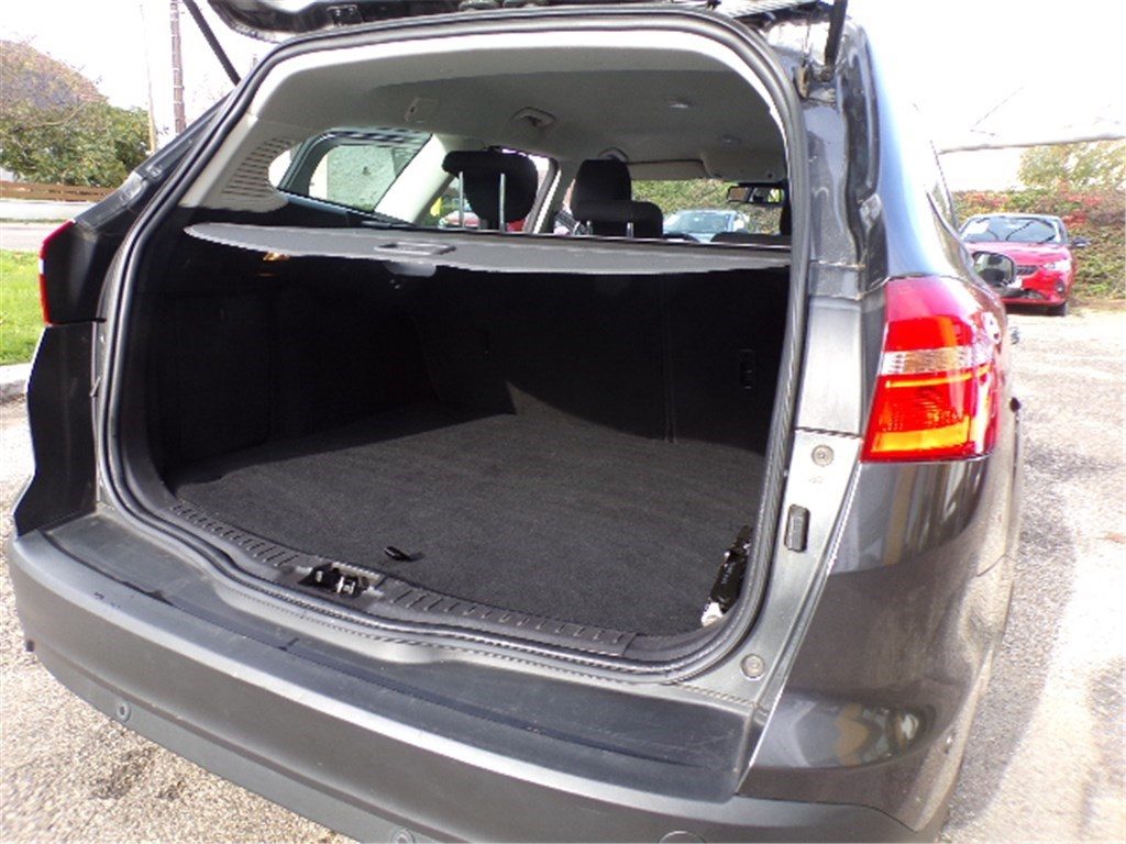 Ford Focus IV SW 1.0 ECOBOOST 125 S&S Titanium, photo 6
