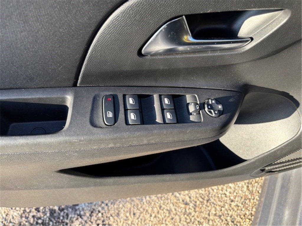 Opel Corsa F 1.2 75 CH BVM5 Edition, photo 10