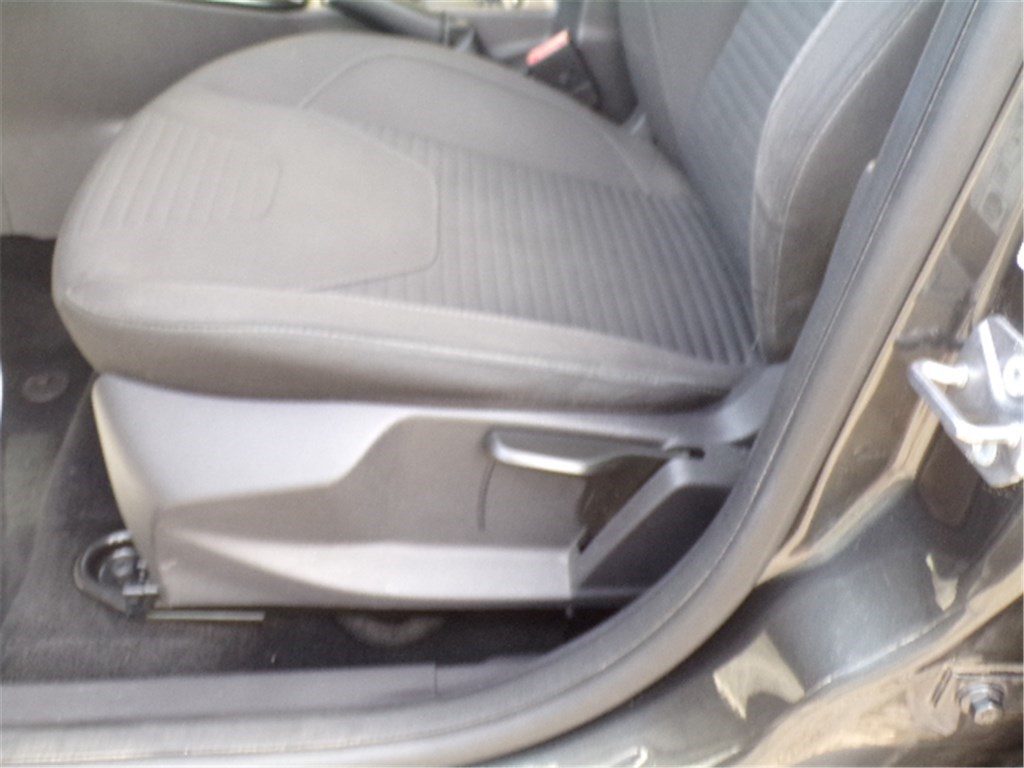 Ford Focus IV SW 1.0 ECOBOOST 125 S&S Titanium, photo 19